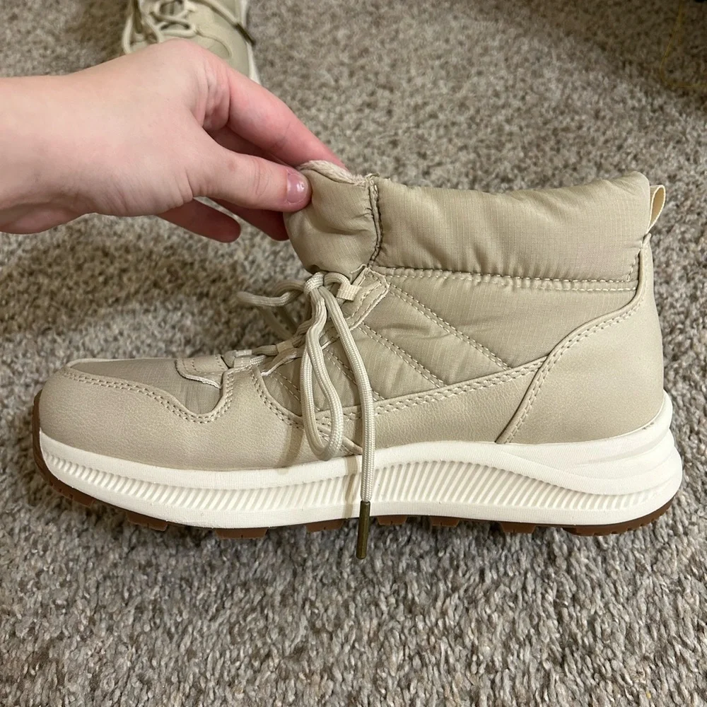 Eddie Bauer Women's Balasana Winter Boot Tan Size 7 Lace Up Lined Outdoor Snow